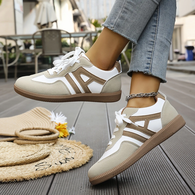 Britt™| Sneaker